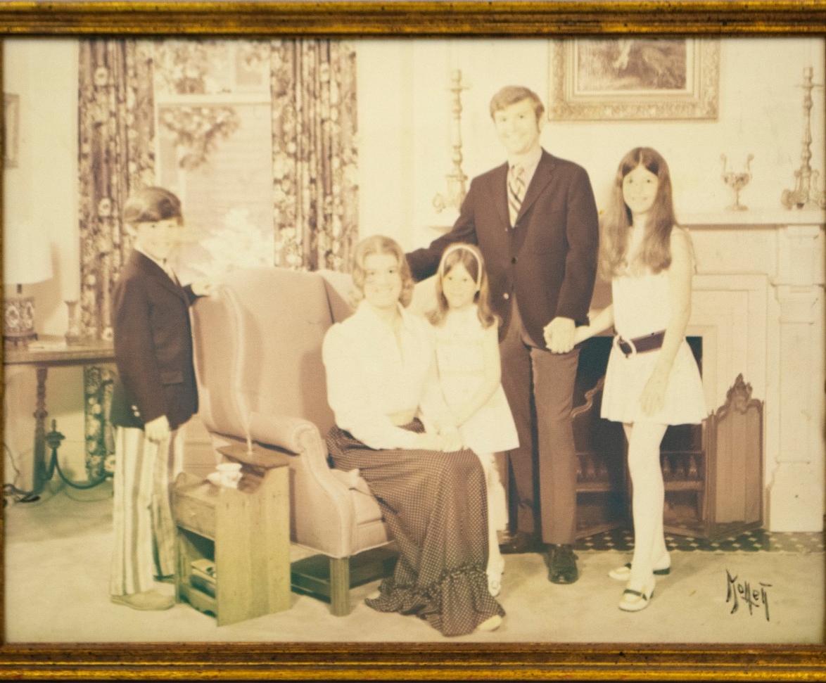 Stanley Aronoff with his family