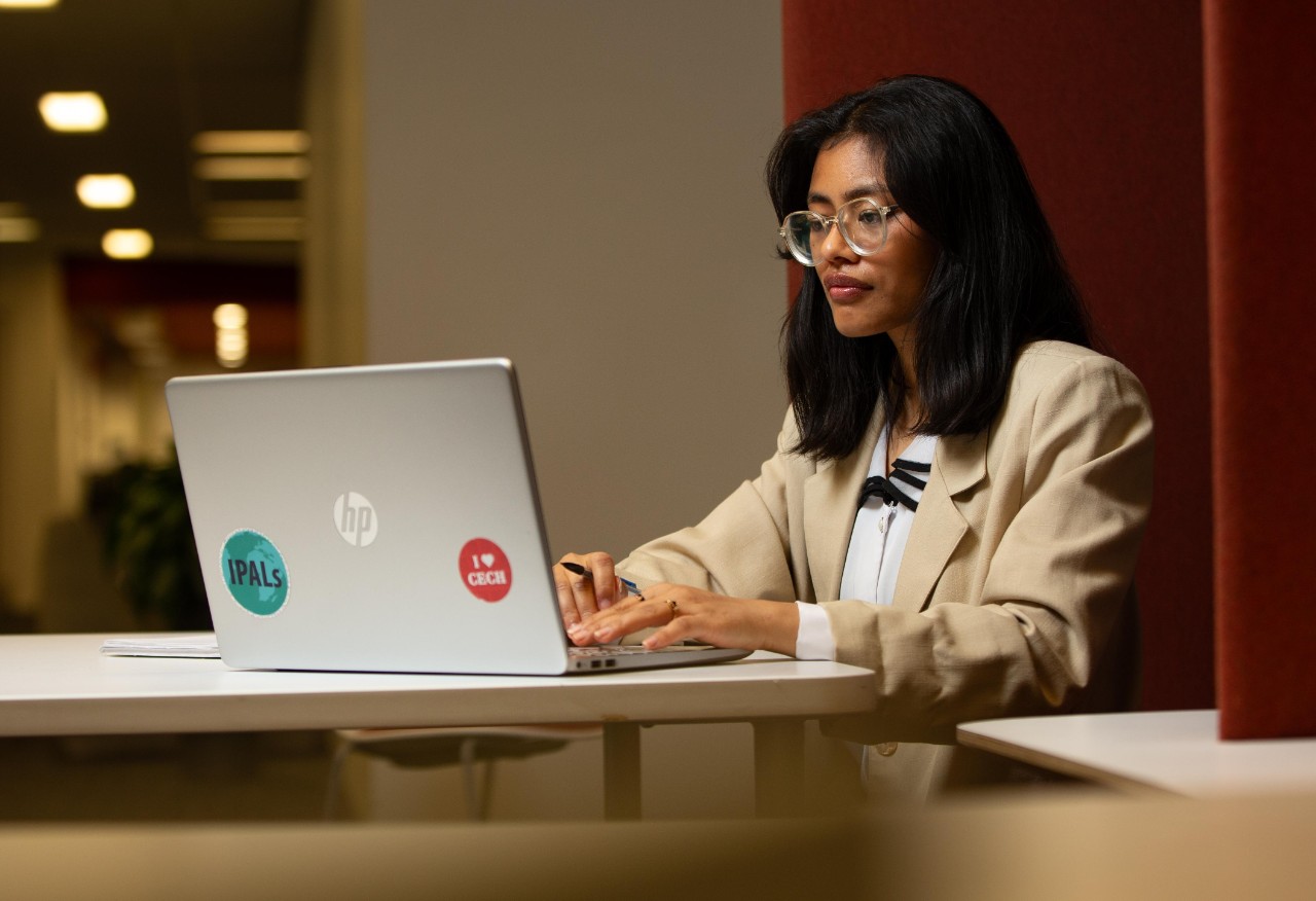 240322aAcademic322.CR2
Students pose for marketing photos in Langsam Library.